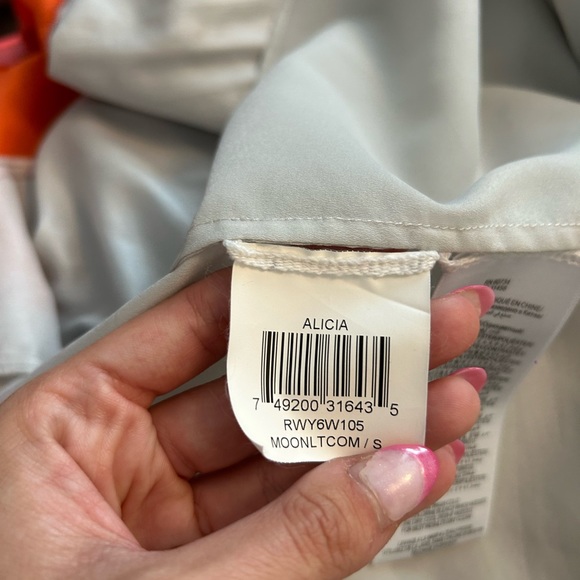 BCBG Maxazria beautiful dress size small in perfect condition - Picture 7 of 9